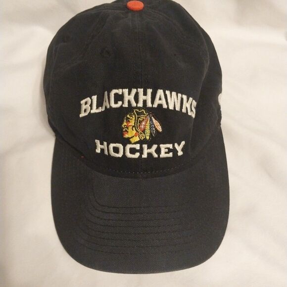 Reebok Other - Chicago Blackhawks Hockey Hat NHL Reebok Center Ice Black Adjustable Strap